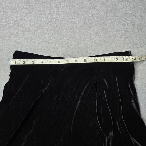 Valentino Boutique Vintage Black Midi Velvet Skirt - Picture 2 of 5